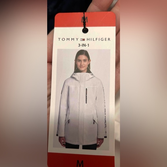 Tommy Hilfiger white and navy 3 in 1 jacket NWT size M - Picture 3 of 7